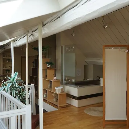 Loft Duplex 33 Career 아파트