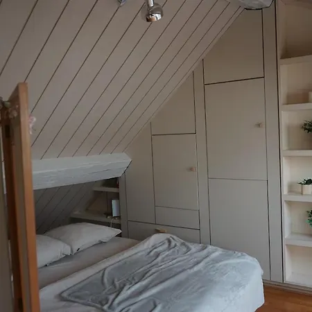 Loft Duplex 33 Career Nancy