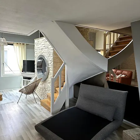 Loft Duplex 33 Career 낭시